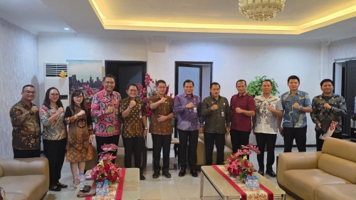 Kabadiklat Hukum dan Kakanwil Kemenkum Sulut Melakukan Audiensi Dengan Walikota Bitung